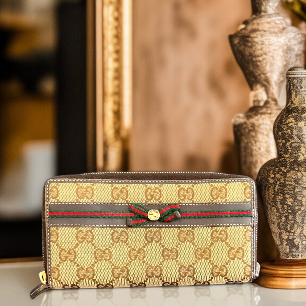 GUCCI Sherry Line GG Canvas Mayfair Long Wallet Beige Red Green - EUC